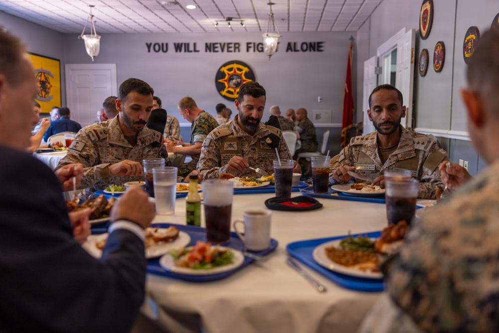 Marine Corps Combat Service Support Schools Hosts Royal Saudi Naval Force – Marine Force