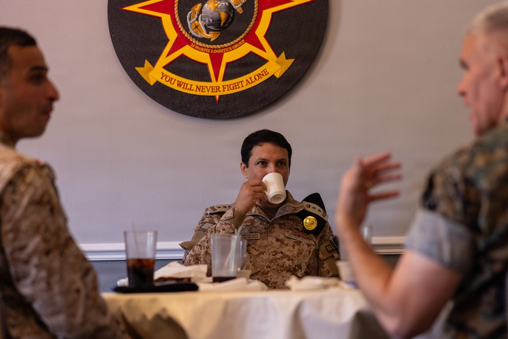 Marine Corps Combat Service Support Schools Hosts Royal Saudi Naval Force – Marine Force