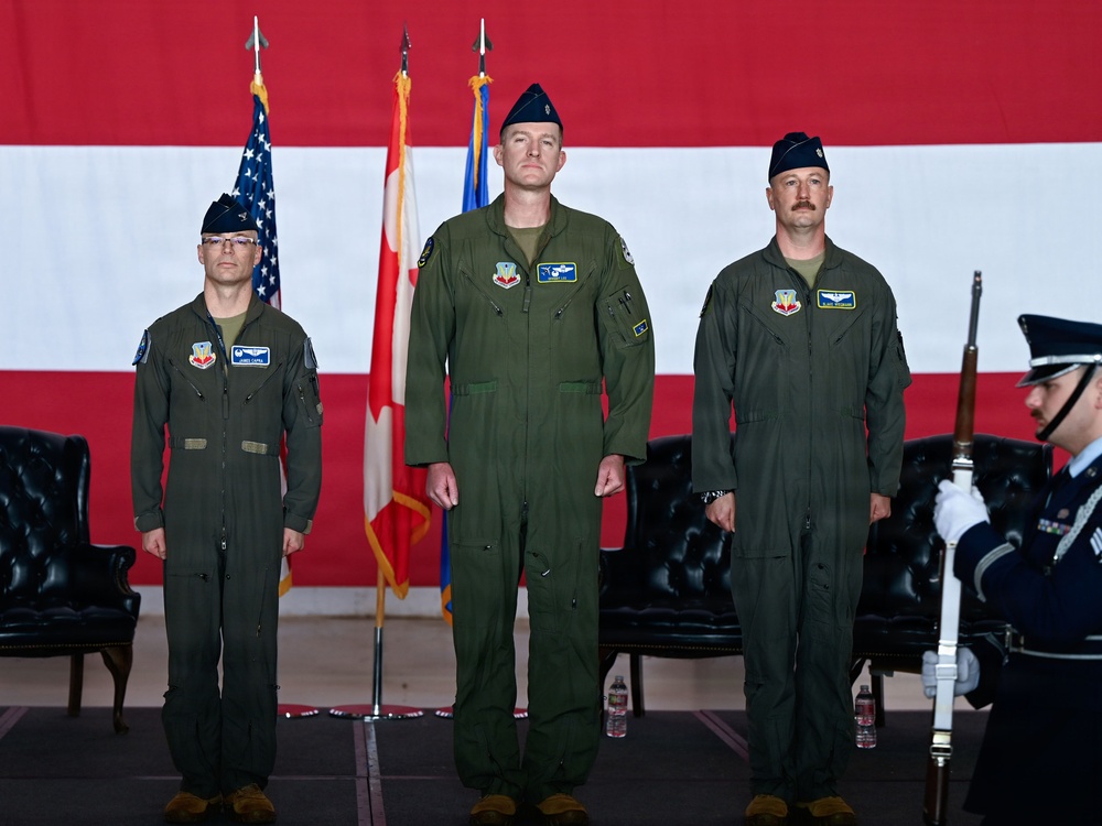 965th Airborne Air Control Squadron welcomes new commander