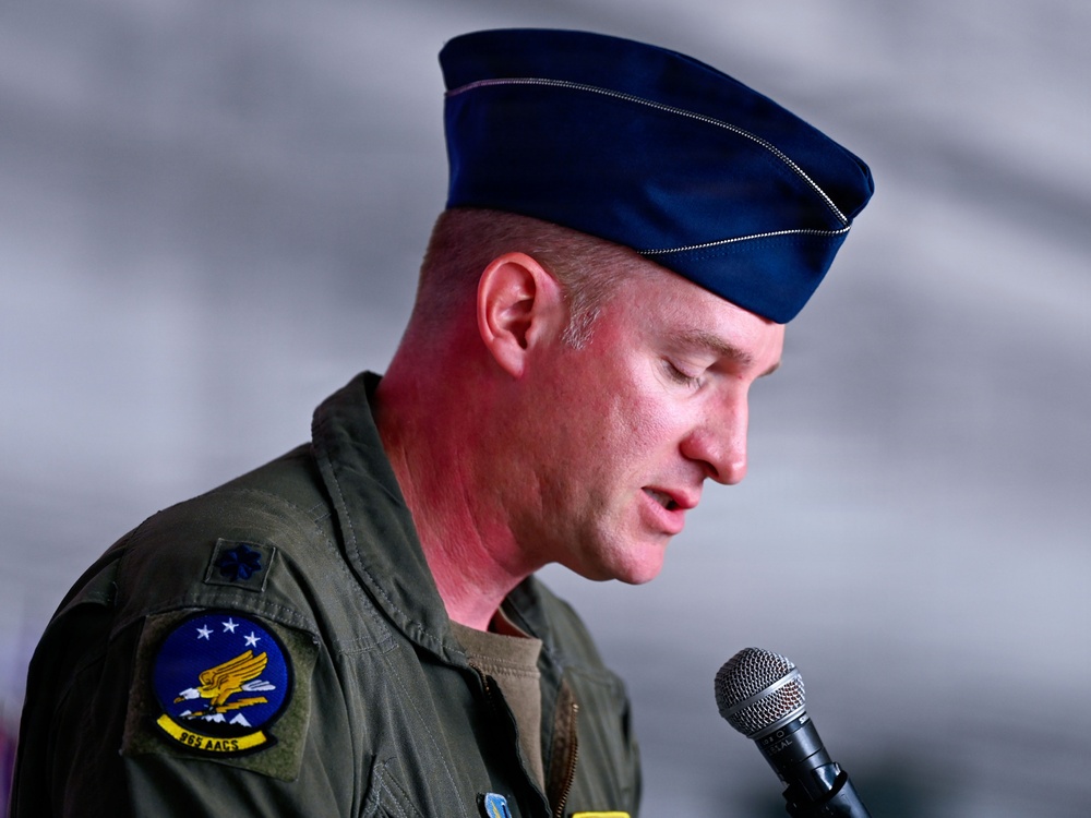 965th Airborne Air Control Squadron welcomes new commander