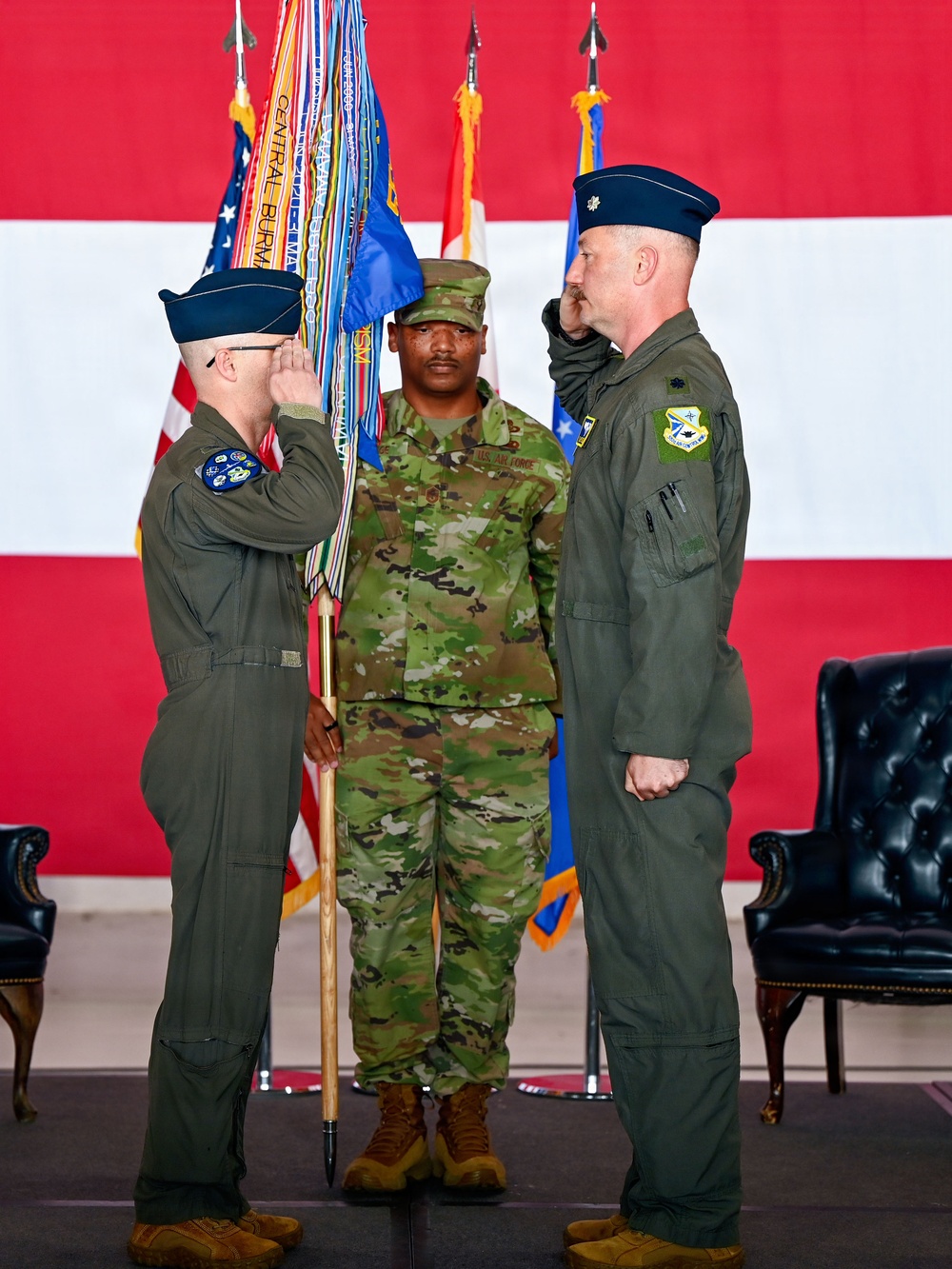 965th Airborne Air Control Squadron welcomes new commander