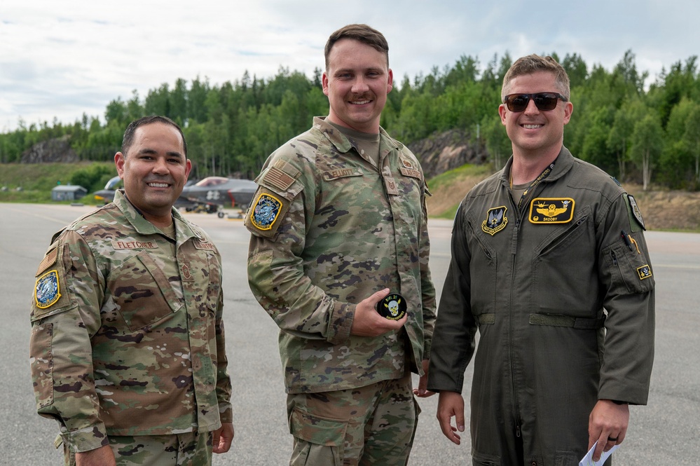 493 FS, FGS leadership recognize superior performers during RAFL26