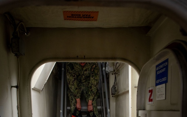 USNS Mercy Sailors Hold MERCEX 26-3, Strengthening Naval Medical Readiness