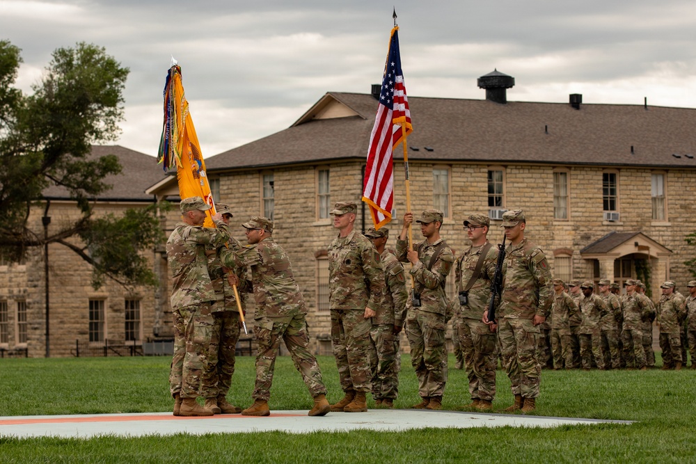 2nd Battalion, 34th Armor Regiment, 1st Infantry Division Change of Command