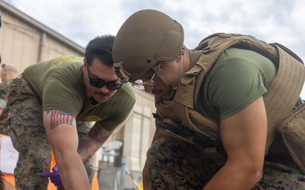 1st MLG Sailors use Battlefield Assisted Trauma Documentation Kits for Valkyrie course