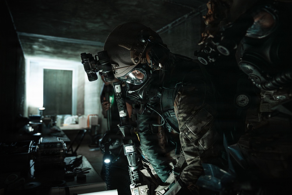 3rd SFG (A) 14th Chemical Reconnaissance Detachment and EOD demonstrate operational readiness during exercise Venom Shield
