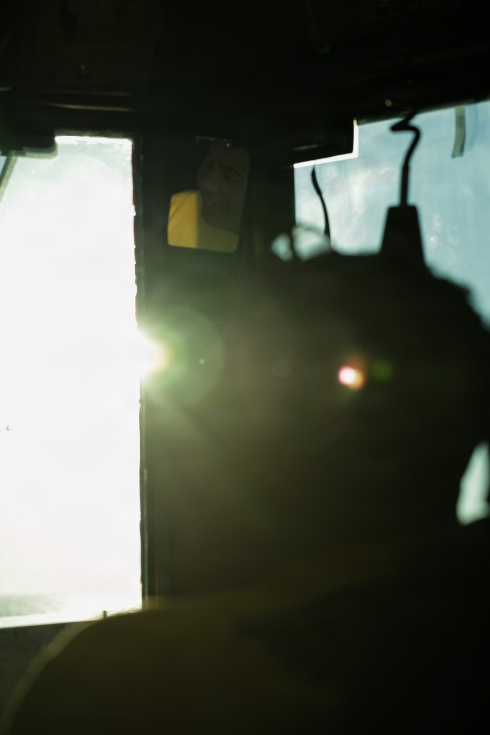 KEARSARGE CONDUCTS FLIGHT OPERATIONS