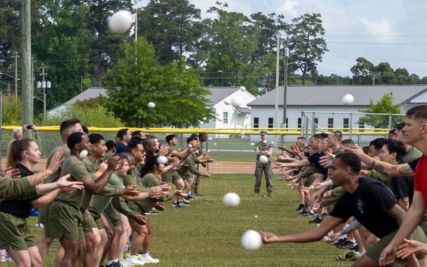 Marine Corps Combat Service Support Schools Hosts Field Meet