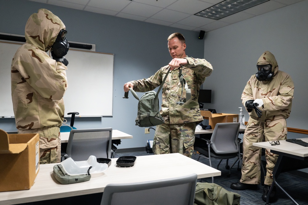 375th CONS prepares contracting officers to deliver mission support worldwide
