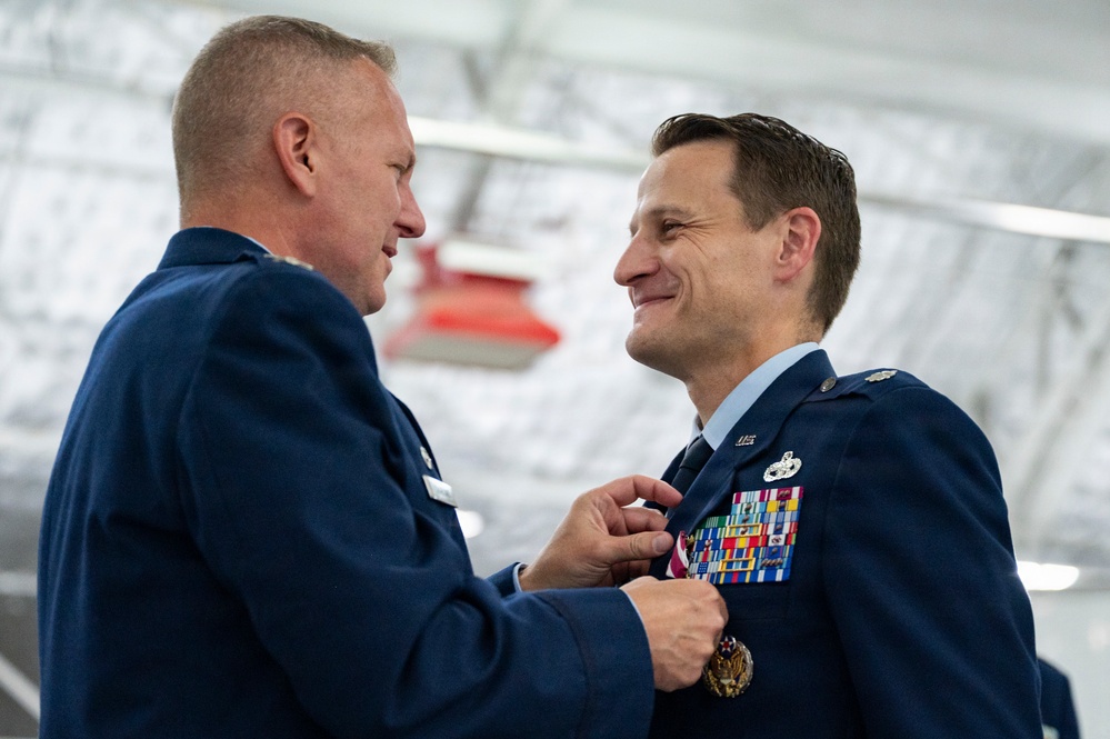 New commander takes helm of 89th Aerial Port Squadron