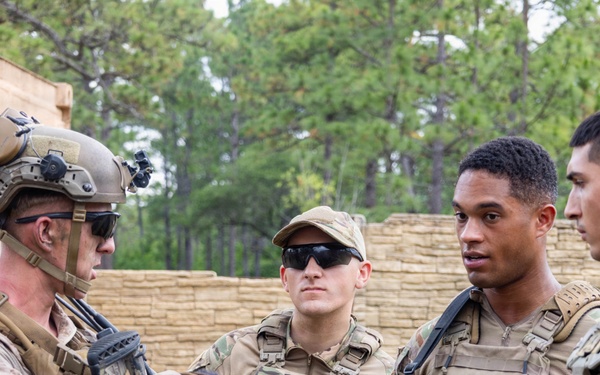Fleet Exercise 250 | Marines with V1/2 conduct urban terrain training with Spanish and French marines