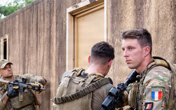 Fleet Exercise 250 | Marines with V1/2 conduct urban terrain training with Spanish and French marines