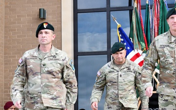 3rd Special Forces Group (Airborne) changes command at ceremony on Fort Bragg
