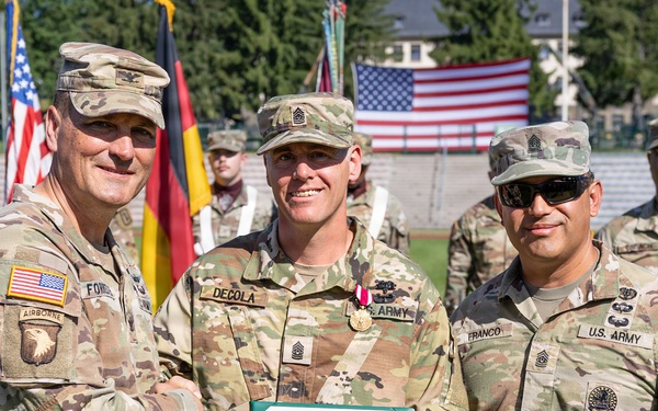 421st Multifunctional Medical Battalion Conducts Change of Command, Relinquishment of Responsibility Ceremony