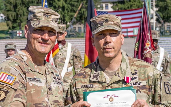 421st Multifunctional Medical Battalion Conducts Change of Command, Relinquishment of Responsibility Ceremony