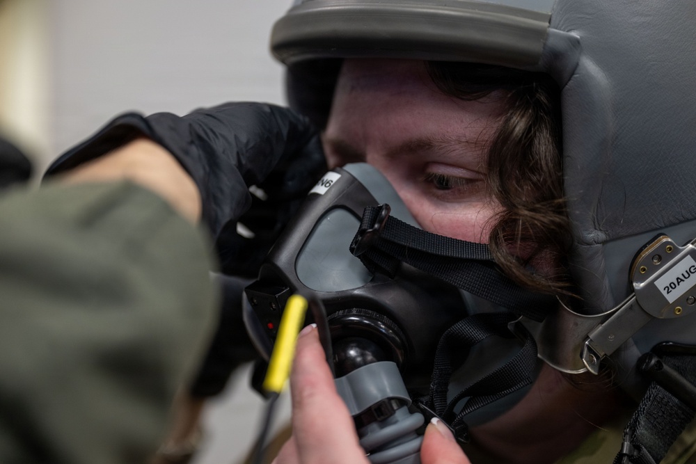 Rapid response under pressure: Andrews Aerospace Physiology conducts decompression sickness exercise