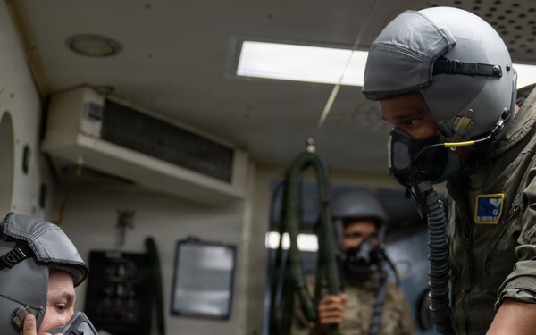 Rapid response under pressure: Andrews Aerospace Physiology conducts decompression sickness exercise