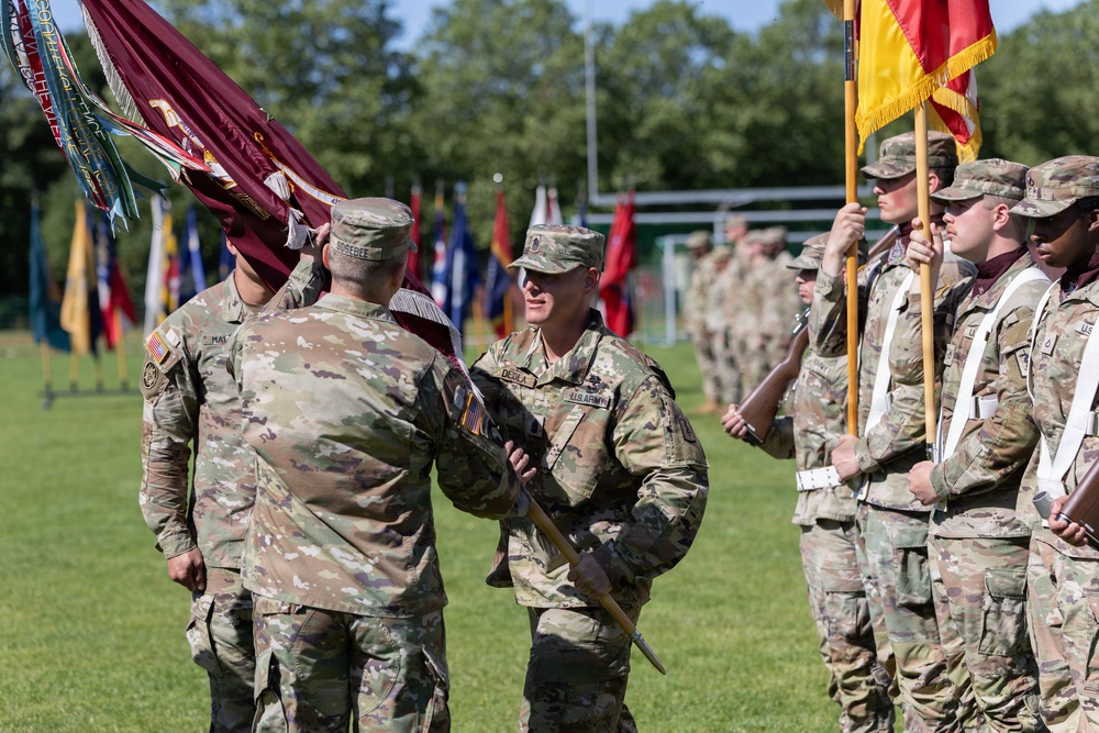 421st Multifunctional Medical Battalion Conducts Change of Command, Relinquishment of Responsibility Ceremony