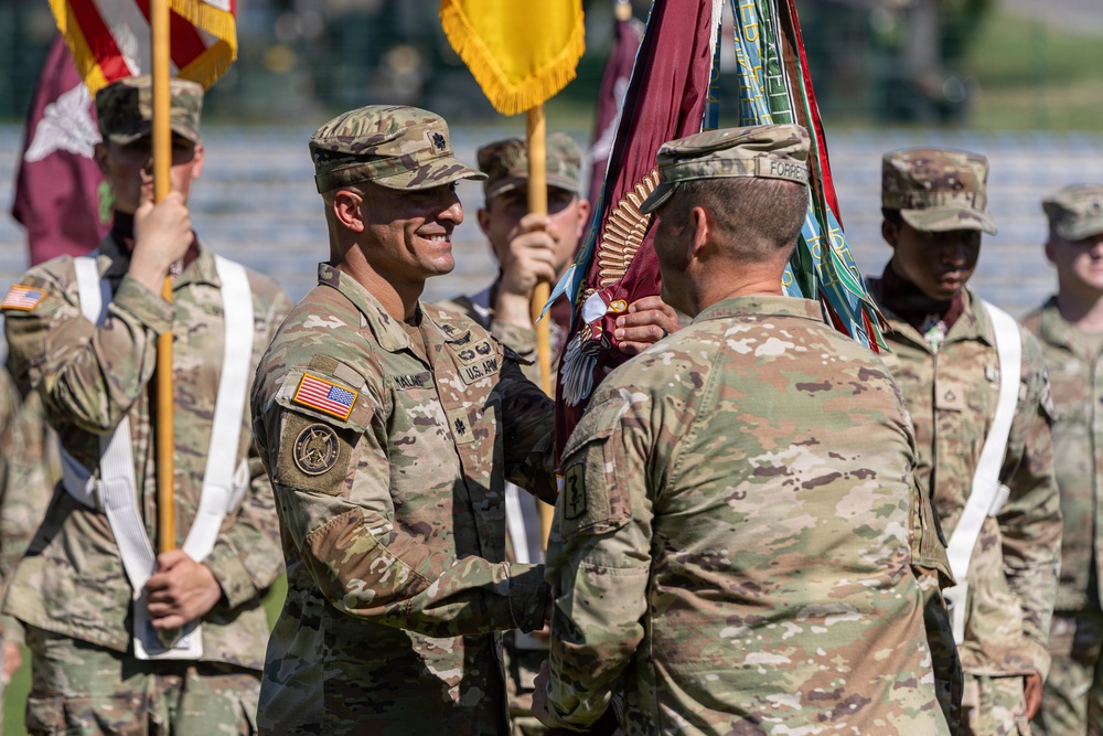 421st Multifunctional Medical Battalion Conducts Change of Command, Relinquishment of Responsibility Ceremony