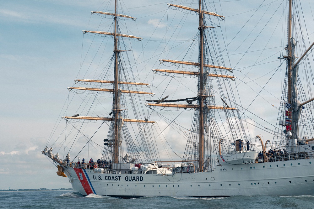 USCGC Eagle sails into Charleston