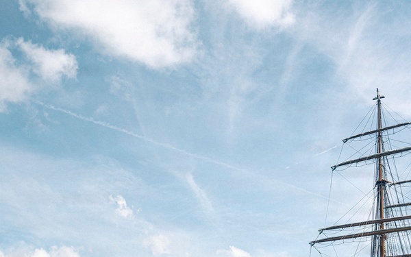 USCGC Eagle sails into Charleston