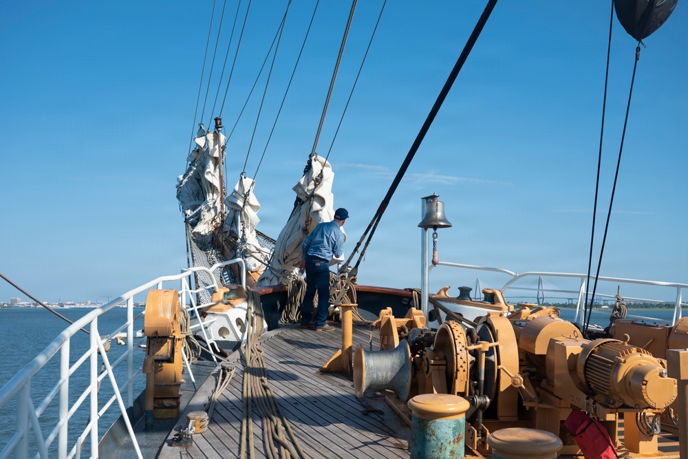 USCGC Eagle sails into Charleston