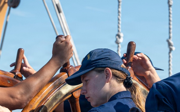 USCGC Eagle sails into Charleston