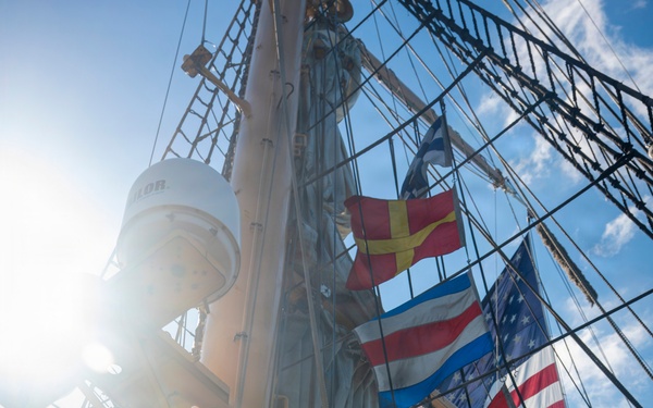 USCGC Eagle sails into Charleston