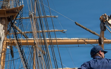 USCGC Eagle sails into Charleston