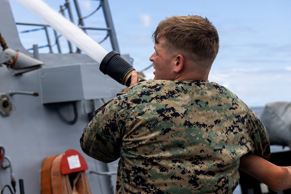 Marines and Sailors participate in Portland Fleet Week Rose Festival