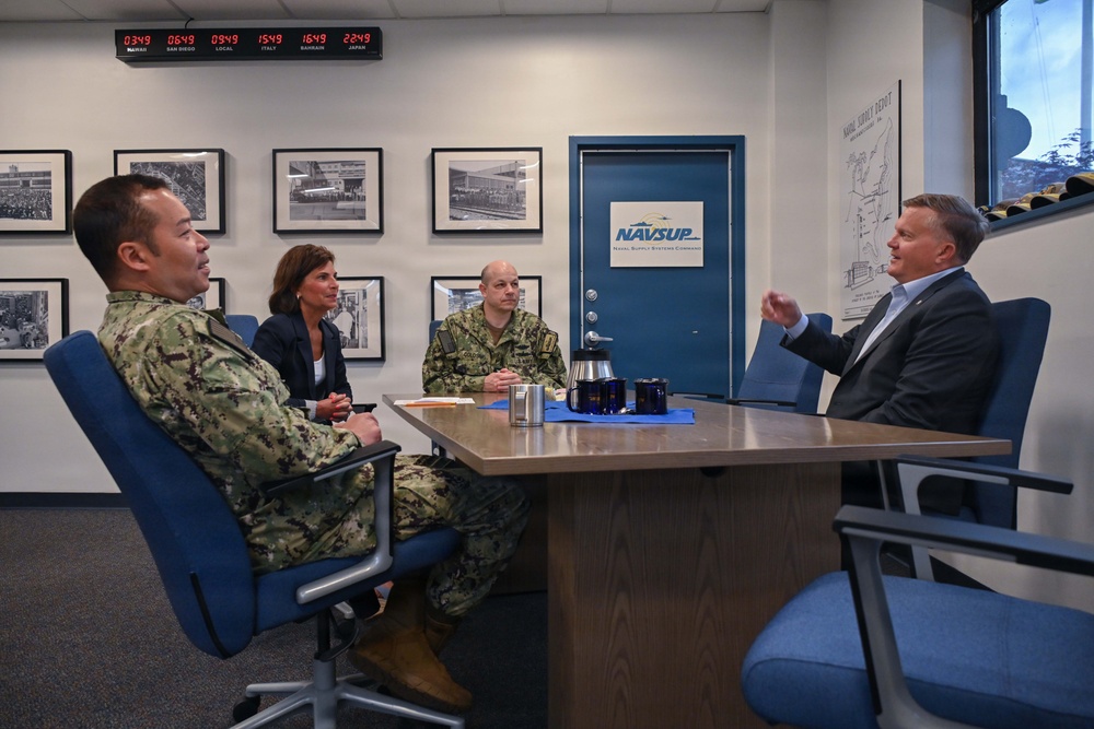 ASN EI&amp;E Brendan Rogers visits NAVSUP HQ at NSA Mechanicsburg
