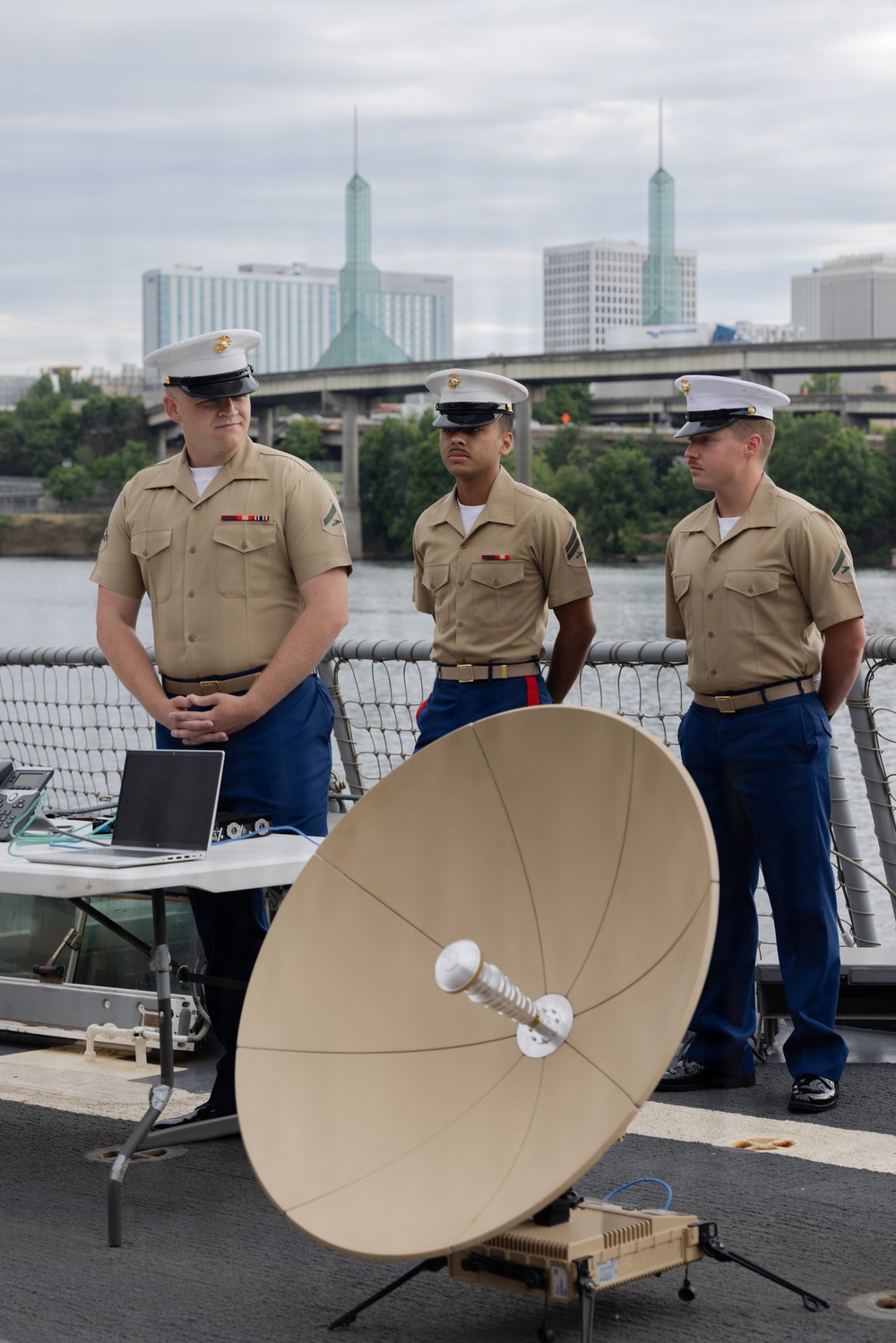 Marines and Sailors participate in Portland Fleet Week Rose Festival
