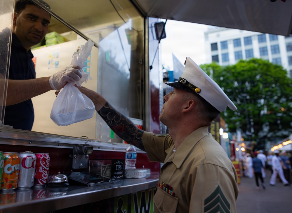 Marines and Sailors participate in Portland Fleet Week Rose Festival