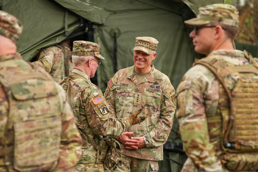 Gen. LaNeve, SMA Engage Soldiers at JRTC