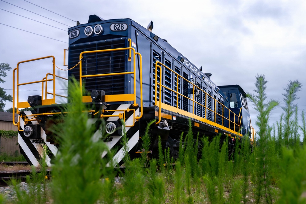 Joint Base Charleston acquires first locomotive in 60 years