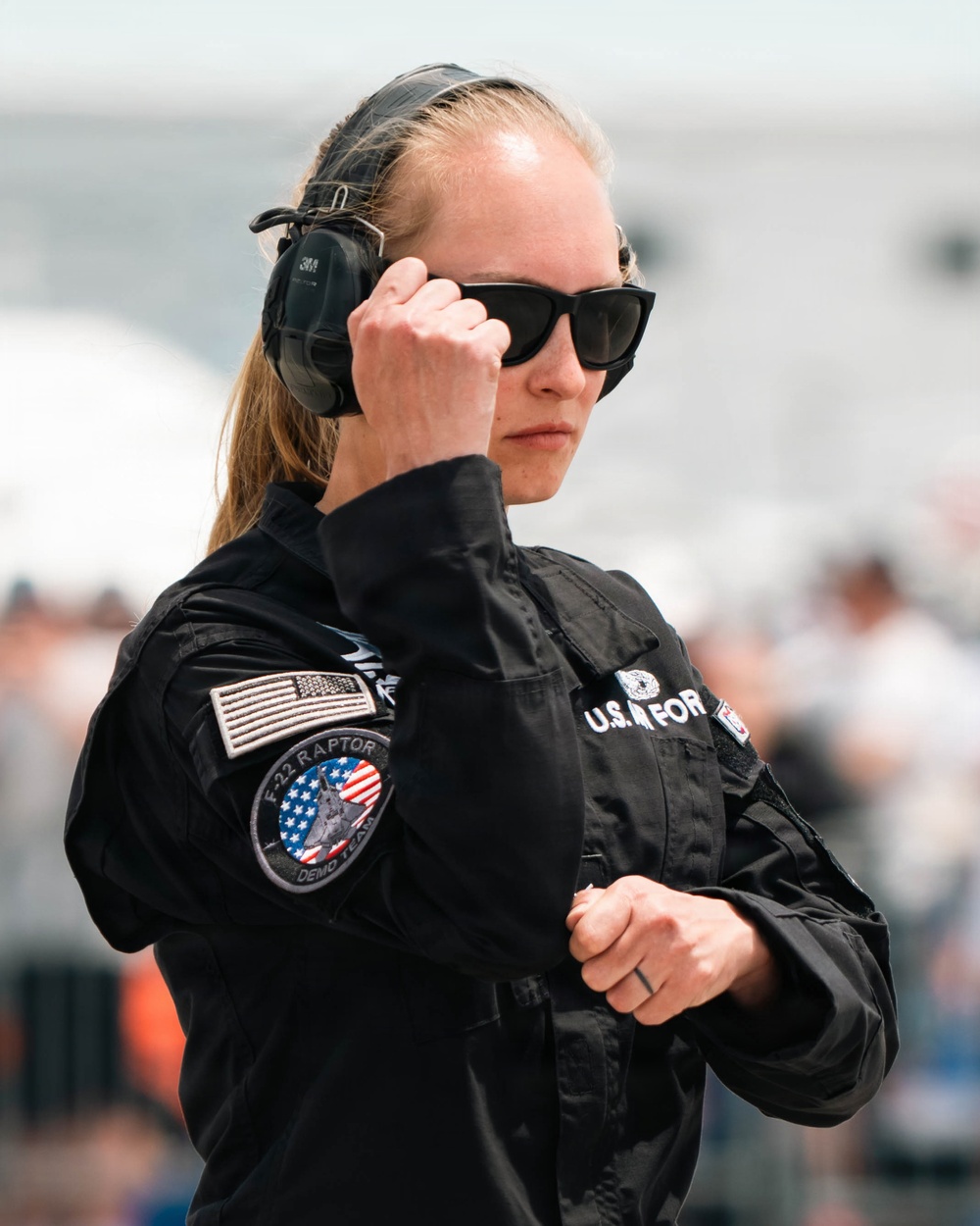F-22 Demonstration Team performs for 2026 Dayton Airshow