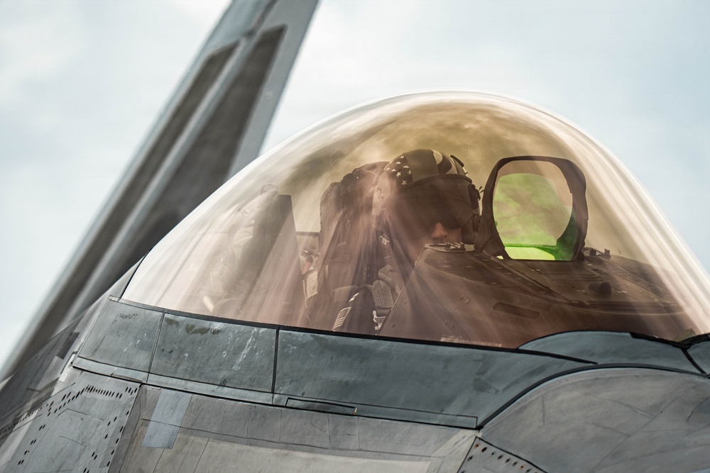 F-22 Demonstration Team performs for 2026 Dayton Airshow