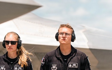 F-22 Demonstration Team performs for 2026 Dayton Airshow