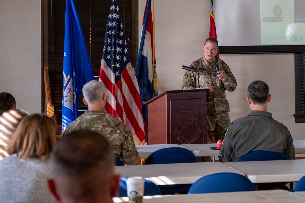 131st Bomb Wing hosts Missouri Military Preparedness and Enhancement Commission at Jefferson Barracks
