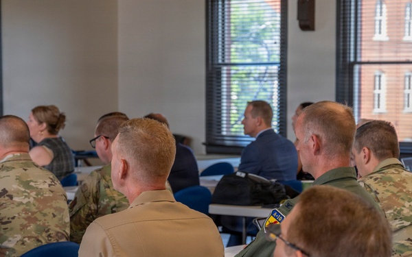 131st Bomb Wing hosts Missouri Military Preparedness and Enhancement Commission at Jefferson Barracks