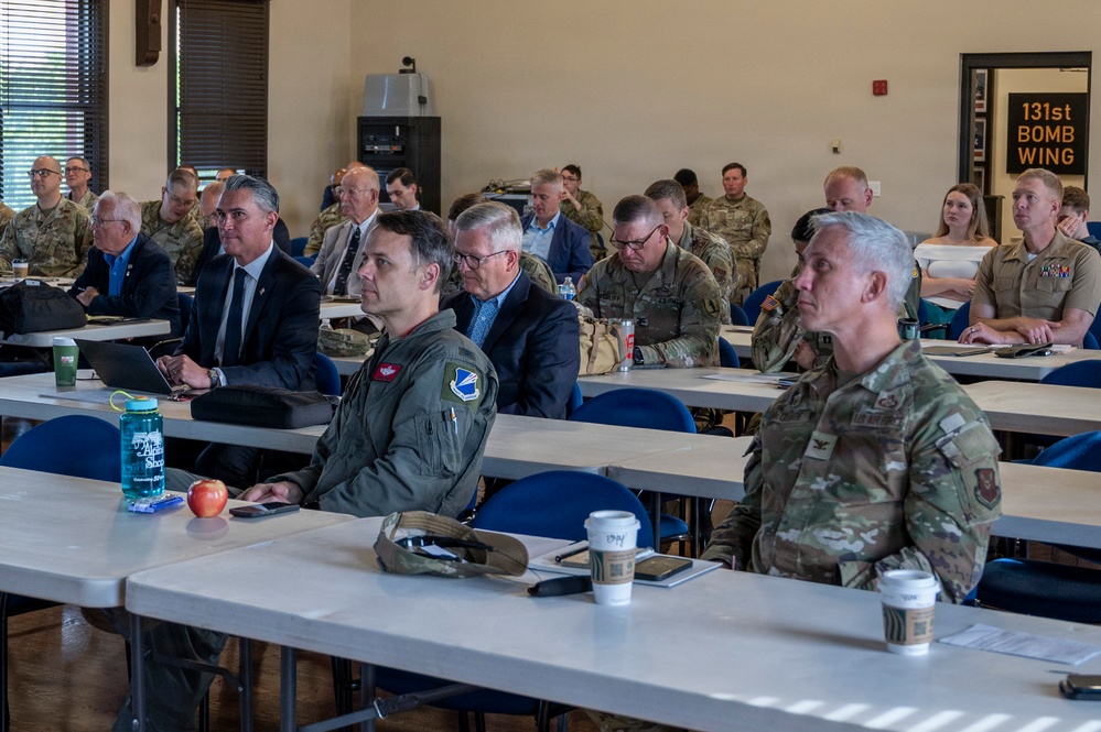 131st Bomb Wing hosts Missouri Military Preparedness and Enhancement Commission at Jefferson Barracks