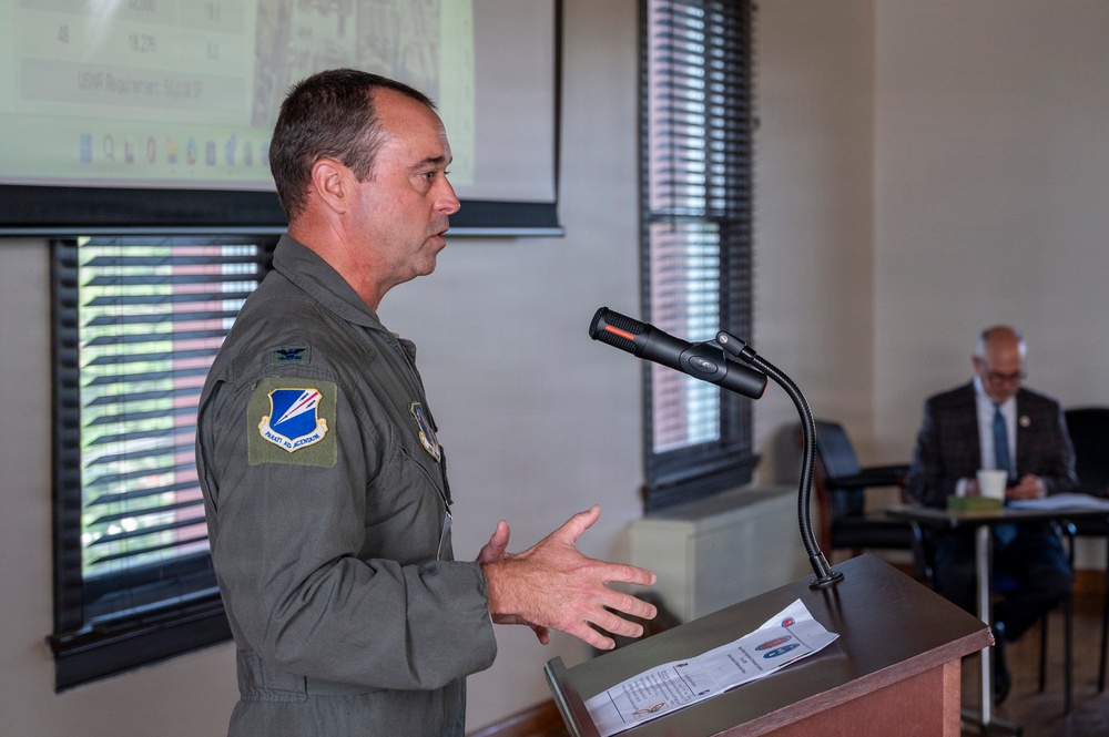 131st Bomb Wing hosts Missouri Military Preparedness and Enhancement Commission at Jefferson Barracks