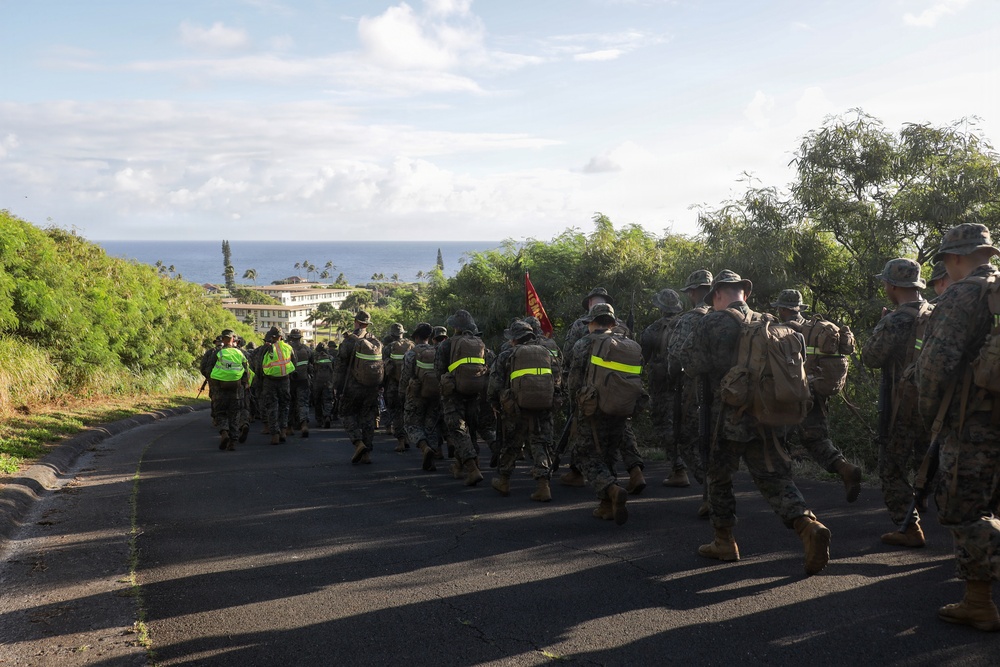 HQBN Conducts 15-km Conditioning Hike At MCBH