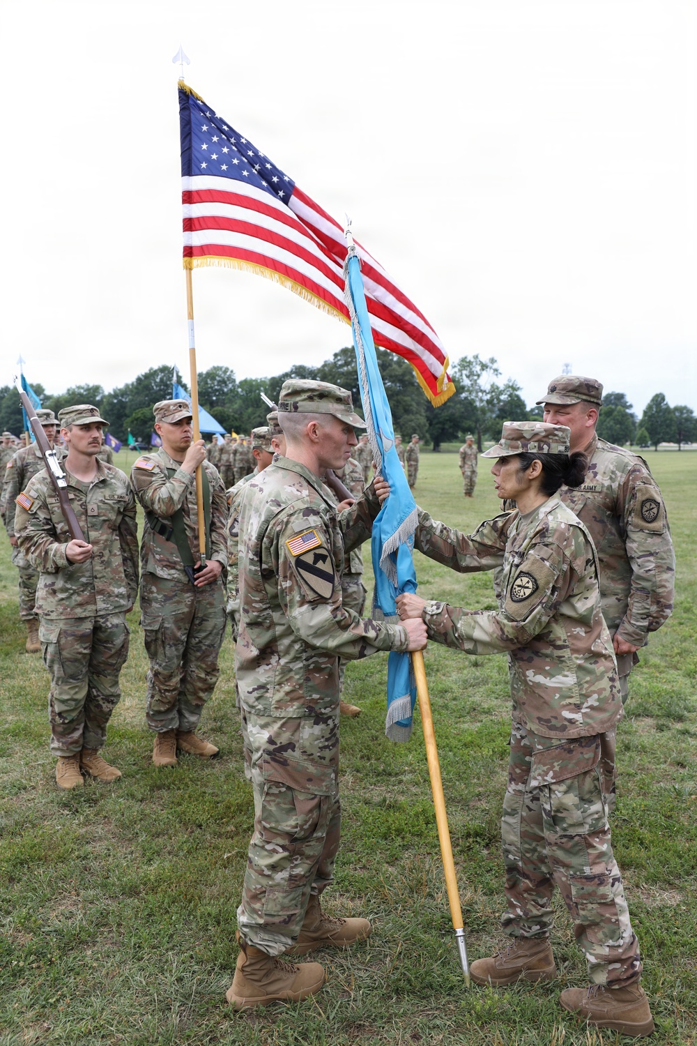 781st MI Battalion (Cyber), Vanguard Change of Command 06