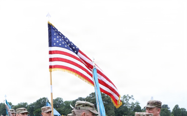 781st MI Battalion (Cyber), Vanguard Change of Command 06