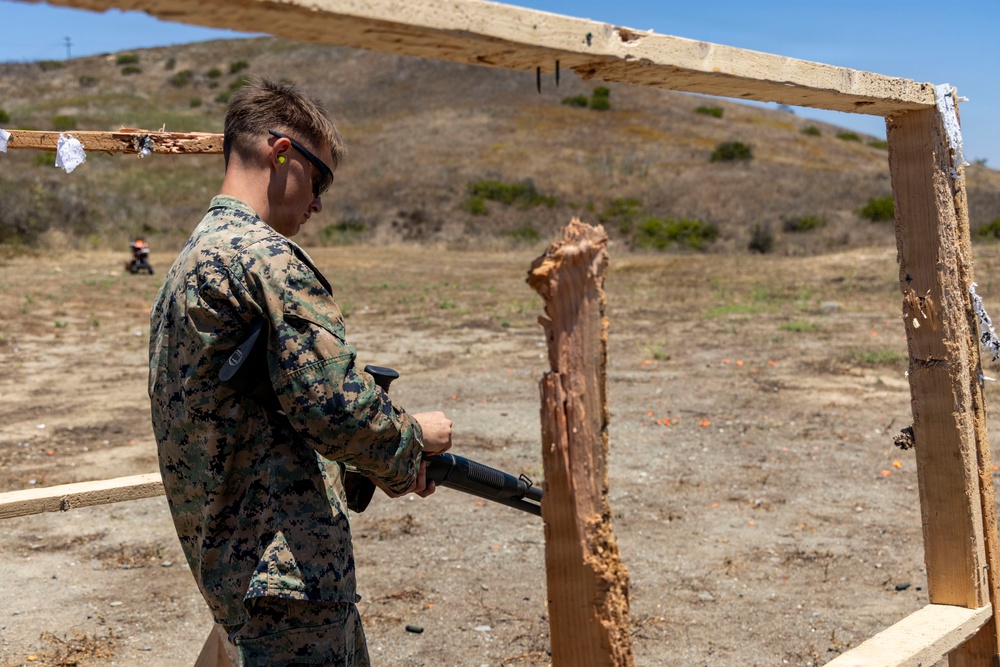 Drone Destroyers: 1st MLG Marines participate in C-sUAS course, preparing for the future fight