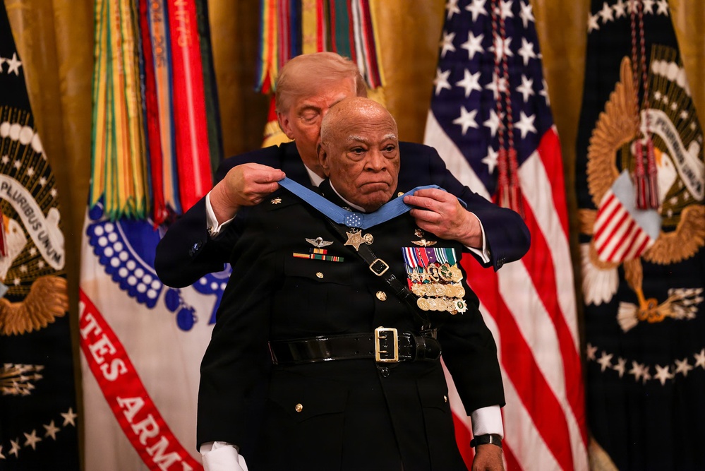 Two Marine Corps Legends Awarded Medal of Honor, Inducted into Hall of Heroes