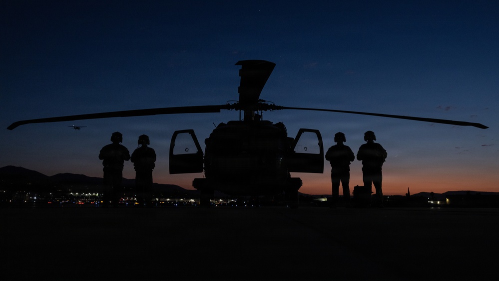 3-501st prepares for night aerial monitoring mission