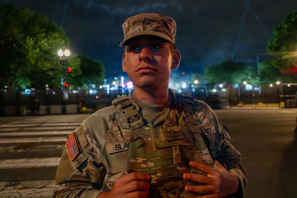Mississippi National Guardsmen patrol after UFC Freedom 250 in front of the White House