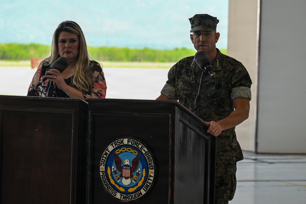 Joint Task Force-Bravo welcomes new command team